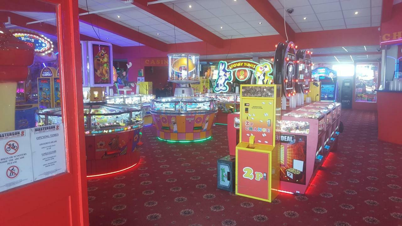 Caravan Beach Holiday Hotel Saint Osyth Esterno foto