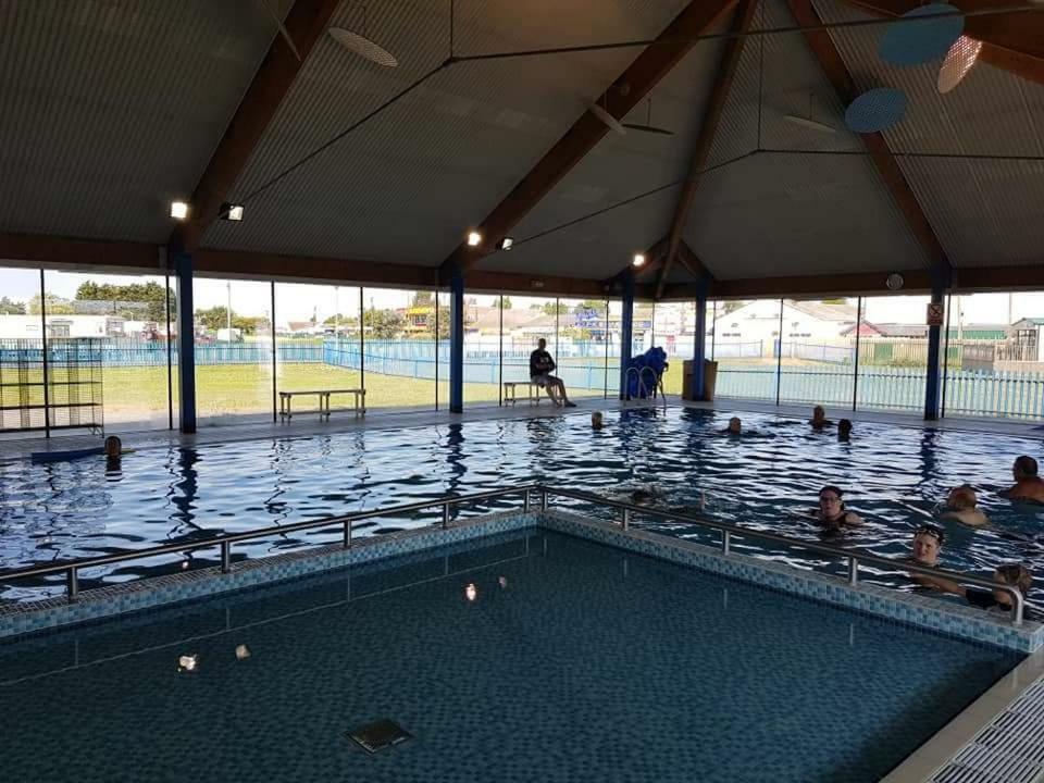 Caravan Beach Holiday Hotel Saint Osyth Esterno foto