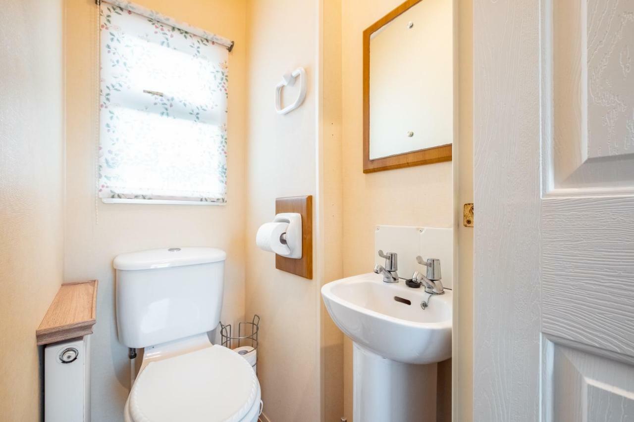 Caravan Beach Holiday Hotel Saint Osyth Esterno foto